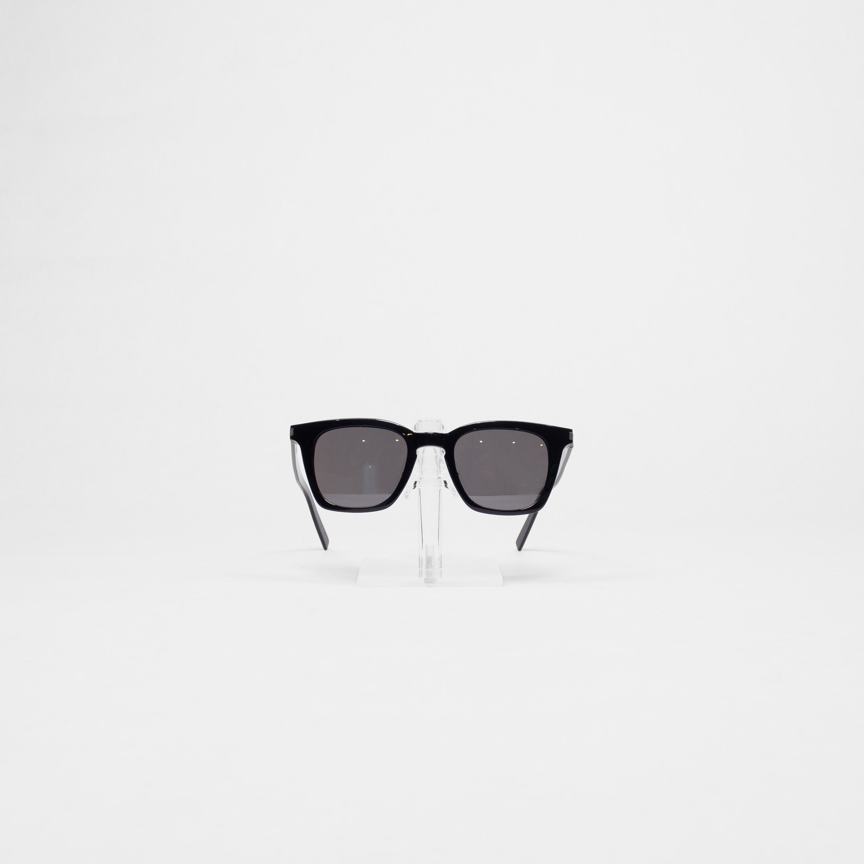 Saint Laurent SL 138 Slim Sunglasses